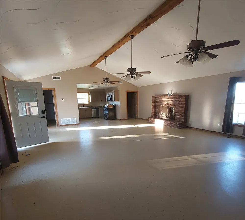 511 County Road Sw 3010 Mount Vernon, TX 75457