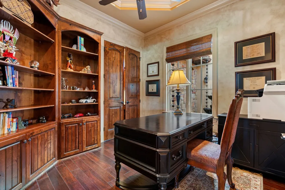 481 Chimney Cove Drive Marble Falls, TX 78654