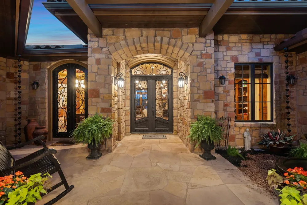 481 Chimney Cove Drive Marble Falls, TX 78654