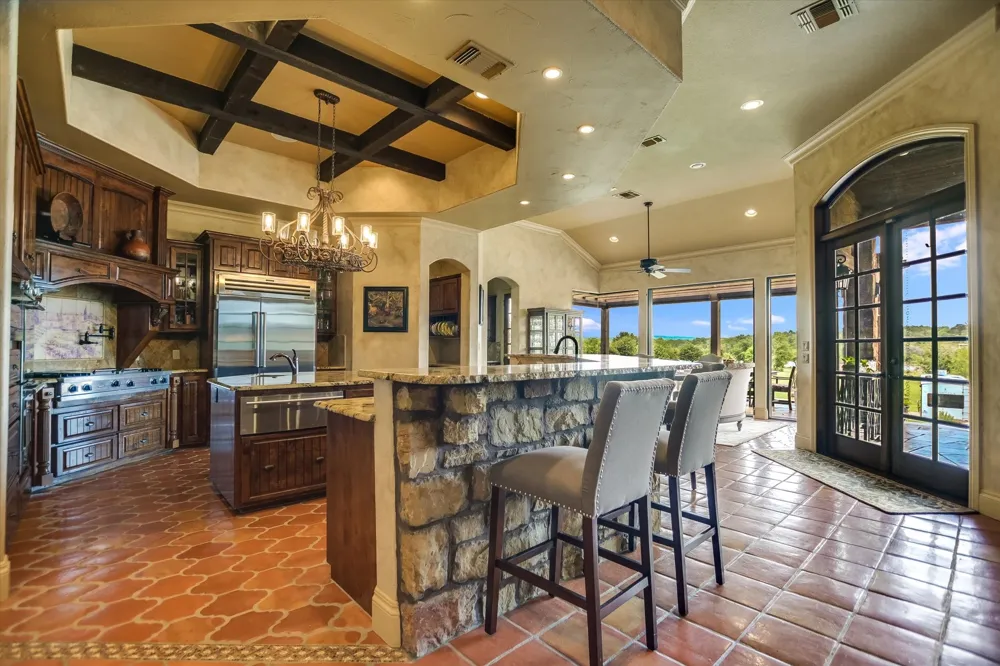 481 Chimney Cove Drive Marble Falls, TX 78654