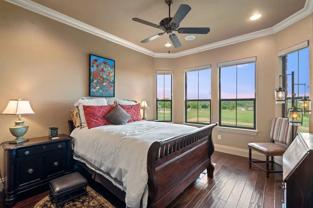 481 Chimney Cove Drive Marble Falls, TX 78654