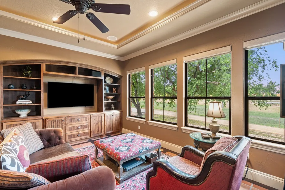 481 Chimney Cove Drive Marble Falls, TX 78654