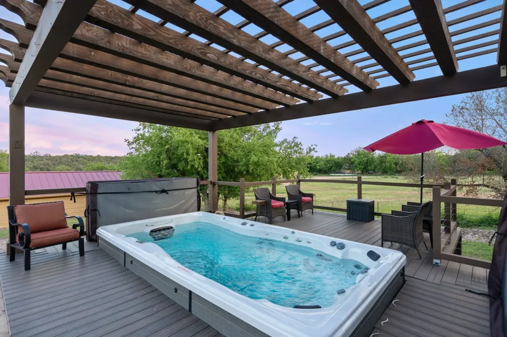 481 Chimney Cove Drive Marble Falls, TX 78654