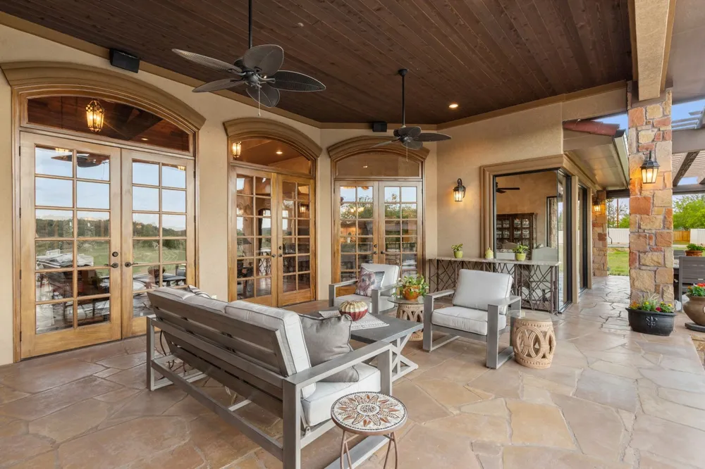 481 Chimney Cove Drive Marble Falls, TX 78654