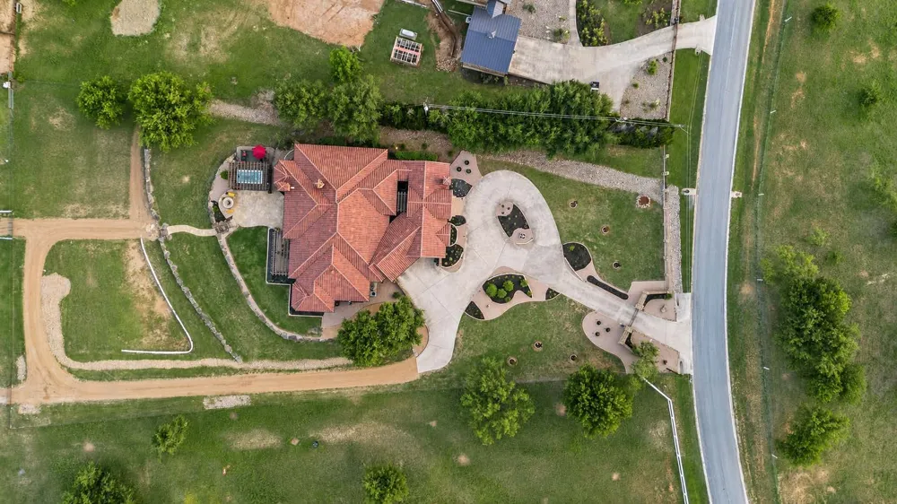 481 Chimney Cove Drive Marble Falls, TX 78654