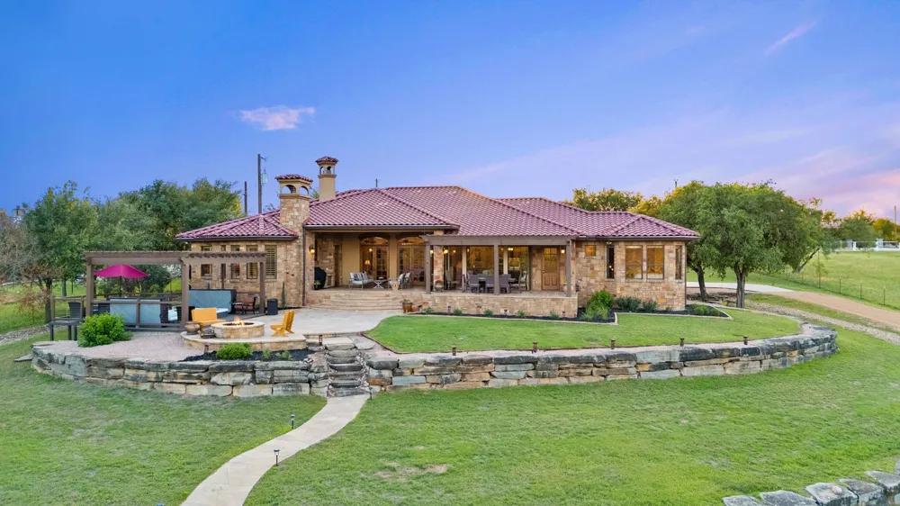 481 Chimney Cove Drive Marble Falls, TX 78654