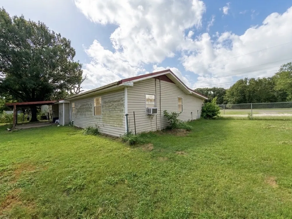10976 US Highway 80 Fruitvale, TX 75127