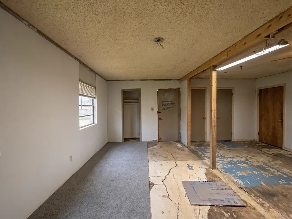 10976 US Highway 80 Fruitvale, TX 75127