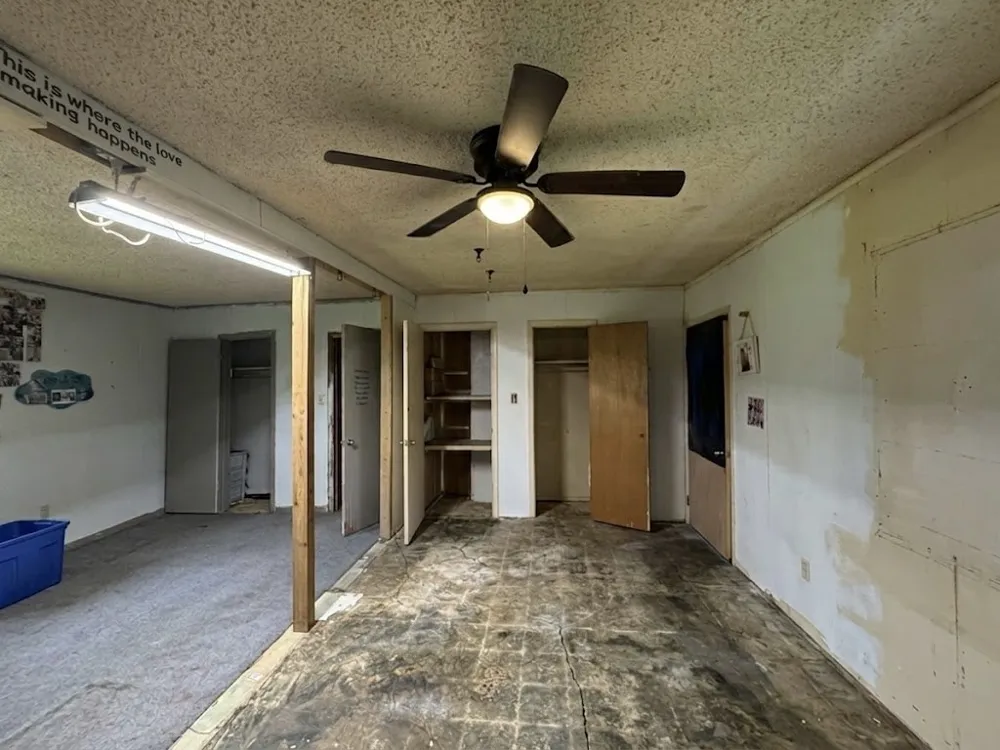 10976 US Highway 80 Fruitvale, TX 75127