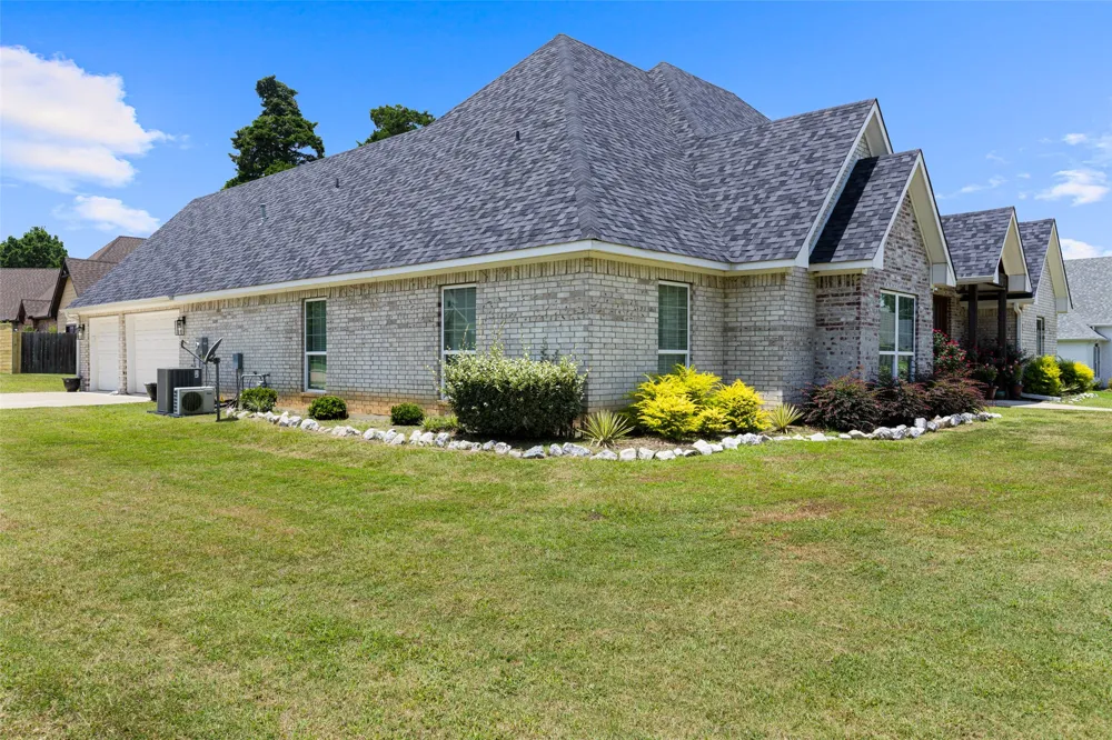 168 Stonegate Carthage, TX 75633