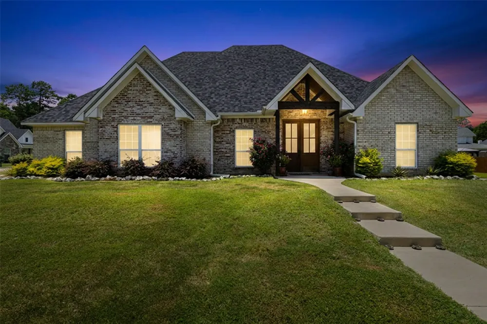 168 Stonegate Carthage, TX 75633