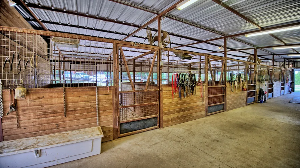 4509 Lazy E Road St Jo, TX 76265