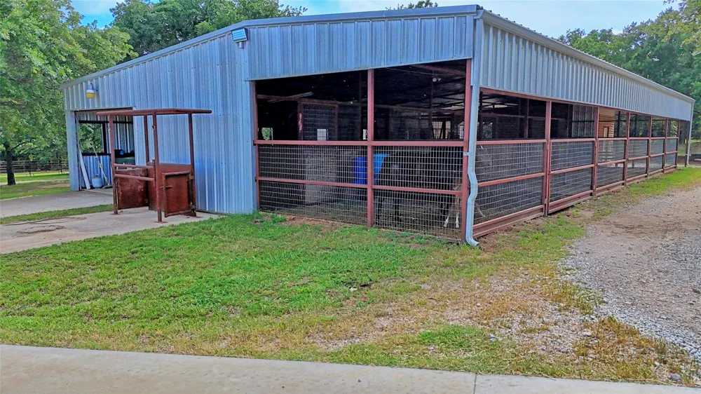 4509 Lazy E Road St Jo, TX 76265