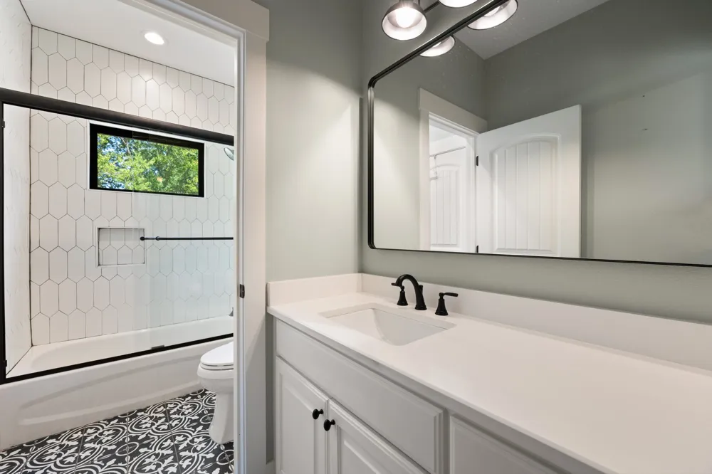 131 Lakeway Lane Gun Barrel City, TX 75156