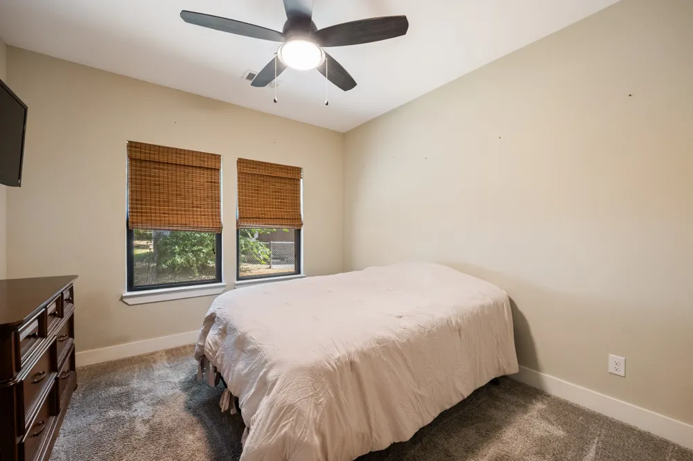 131 Lakeway Lane Gun Barrel City, TX 75156