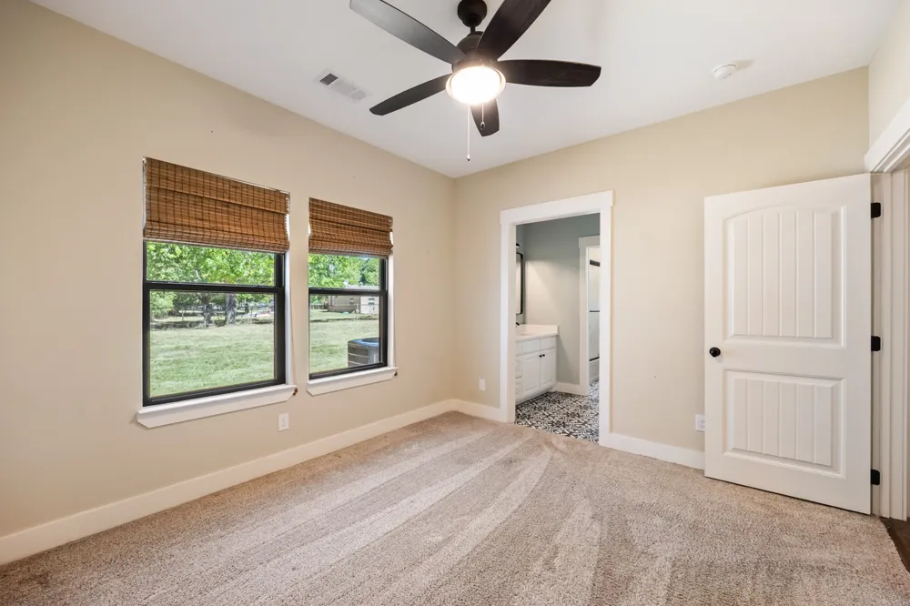 131 Lakeway Lane Gun Barrel City, TX 75156