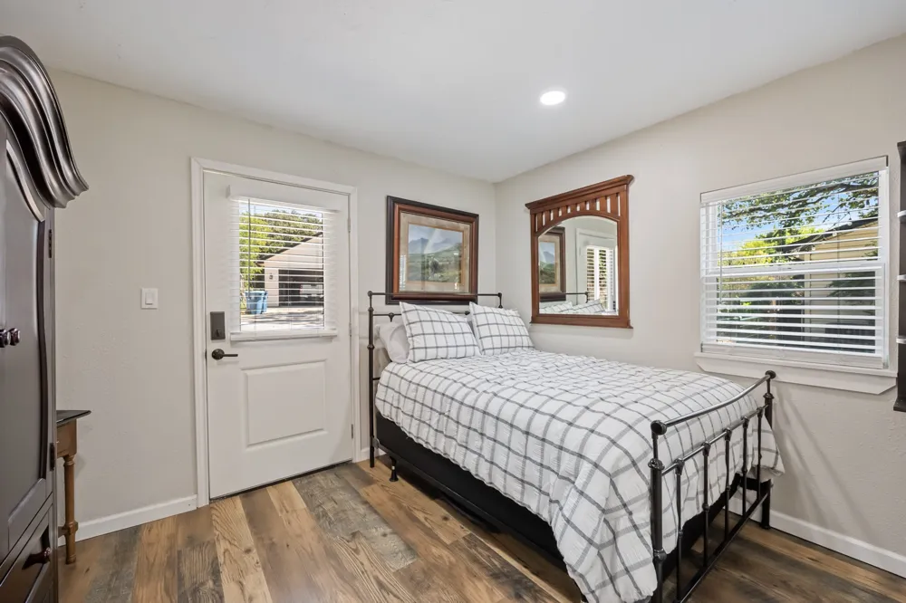 131 Lakeway Lane Gun Barrel City, TX 75156