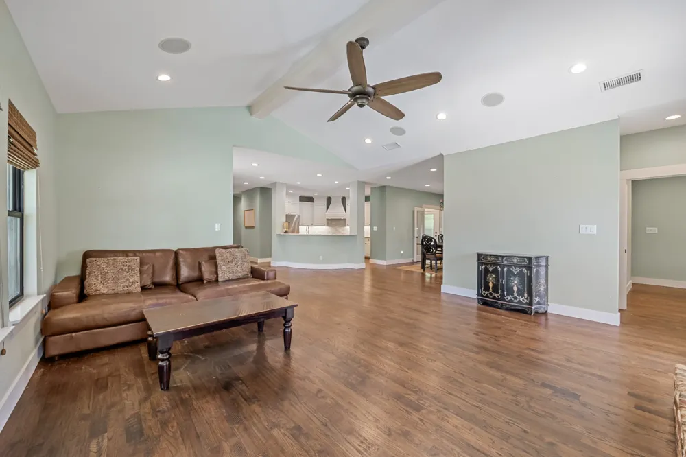 131 Lakeway Lane Gun Barrel City, TX 75156