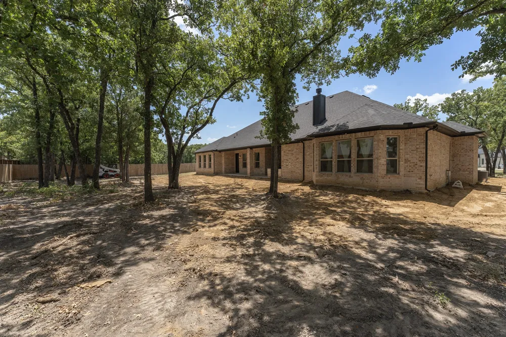 300 Seacross Court Combine, TX 75159