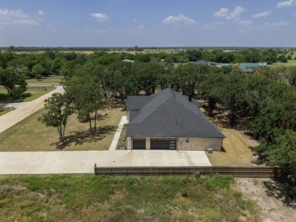 300 Seacross Court Combine, TX 75159