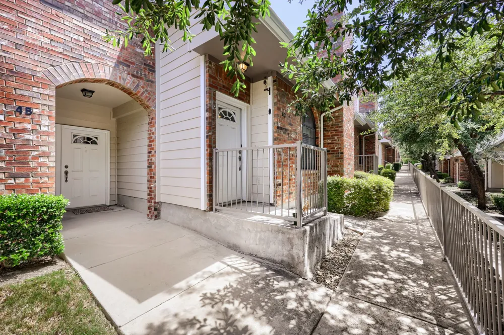 2800 Keller Springs Road #4C Carrollton, TX 75006