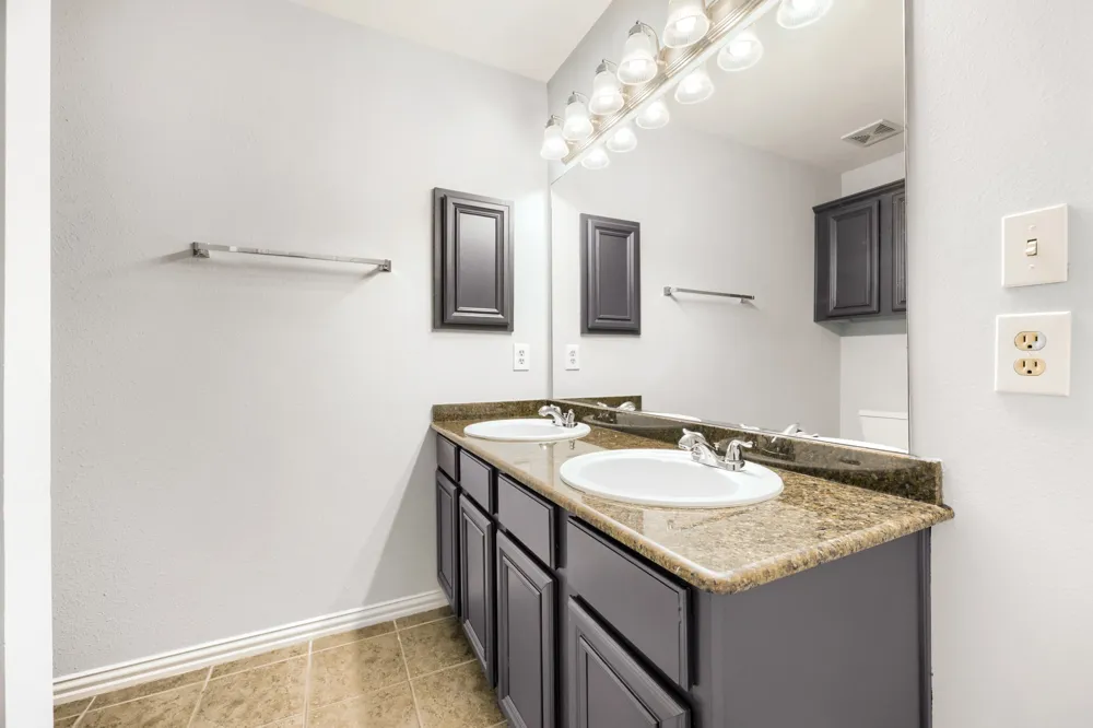 2800 Keller Springs Road #4C Carrollton, TX 75006