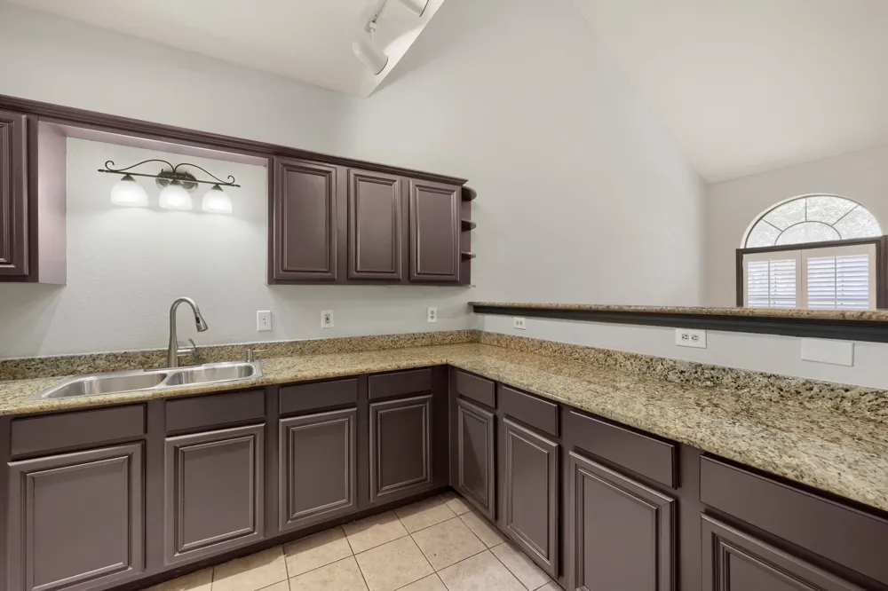 2800 Keller Springs Road #4C Carrollton, TX 75006