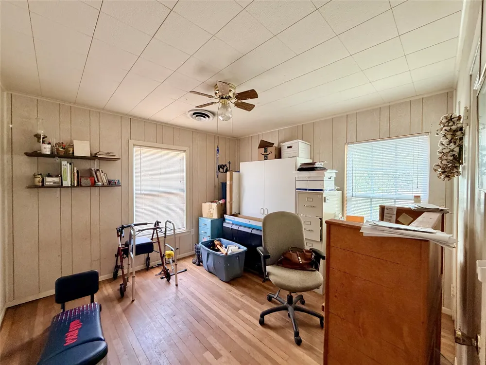 912 Locust Merkel, TX 79536