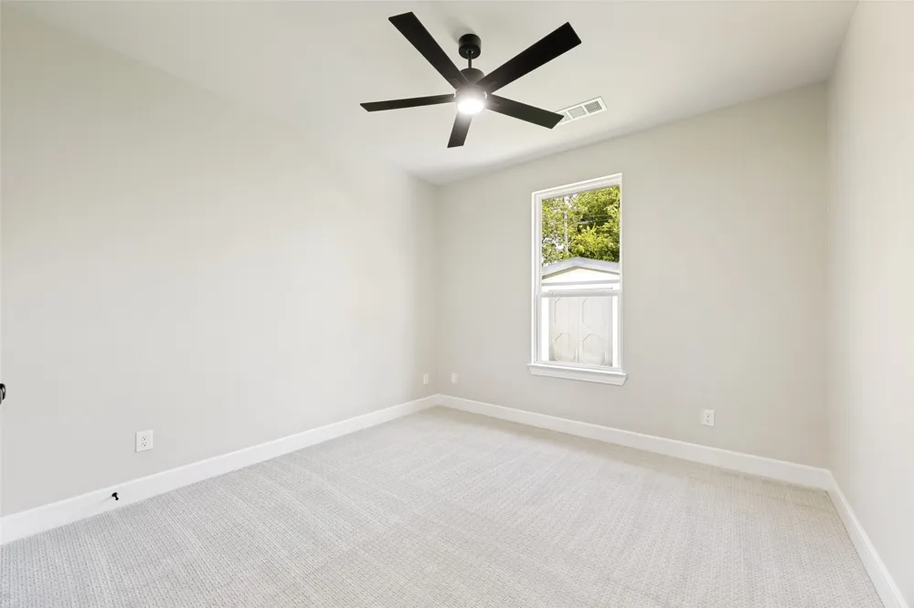 310 Cottonwood Leonard, TX 75452