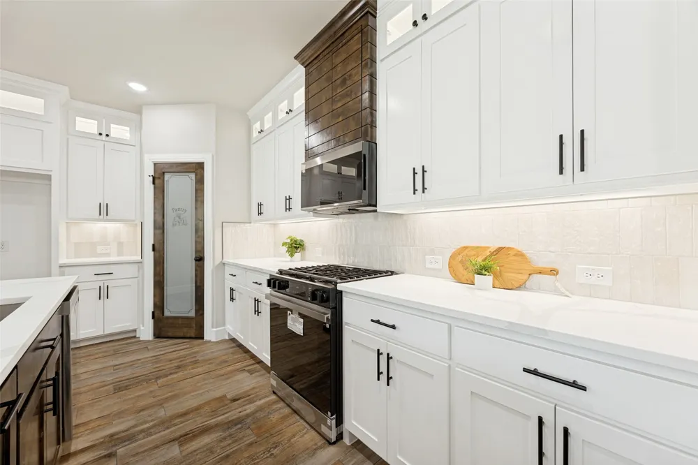 310 Cottonwood Leonard, TX 75452