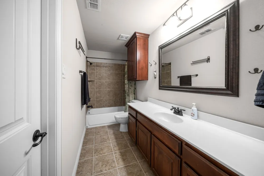 508 Oak Forest Court Kennedale, TX 76060