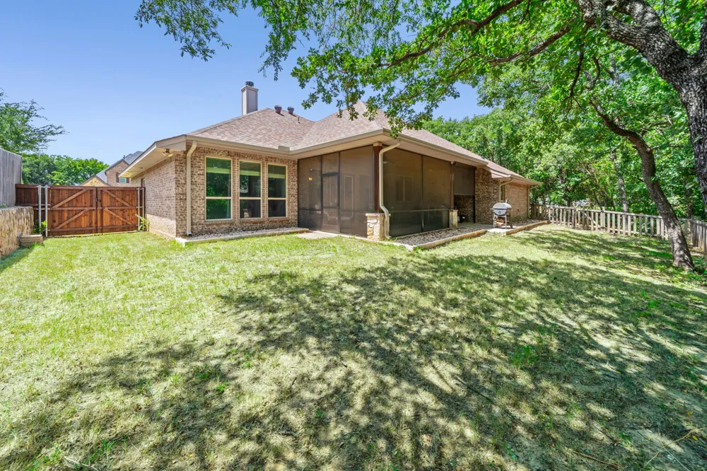 508 Oak Forest Court Kennedale, TX 76060