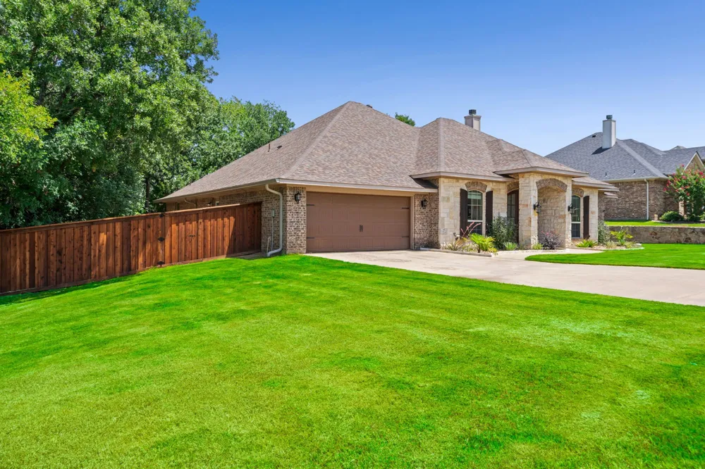 508 Oak Forest Court Kennedale, TX 76060
