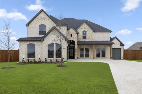 1320 Villanova Lane