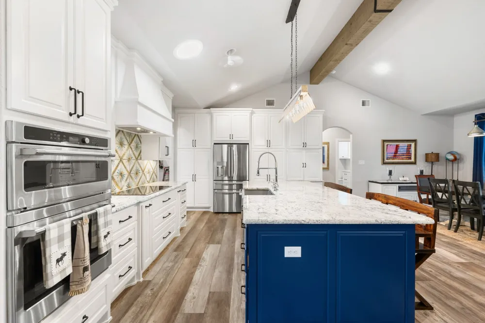 1665 Overlook Ridge Bluff Dale, TX 76433
