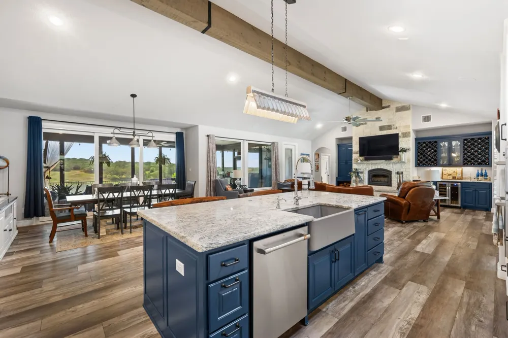 1665 Overlook Ridge Bluff Dale, TX 76433