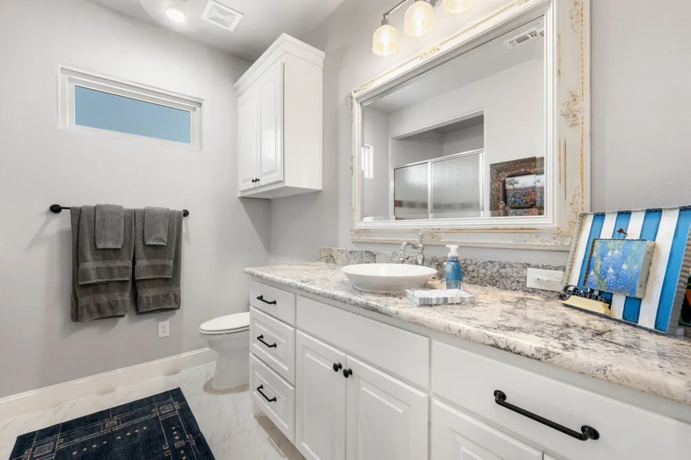 1665 Overlook Ridge Bluff Dale, TX 76433