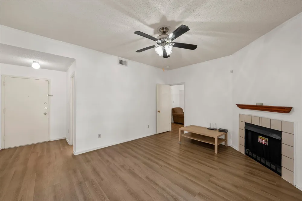 600 Bagby Avenue #7A Waco, TX 76706