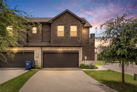 2404 Acorn Court