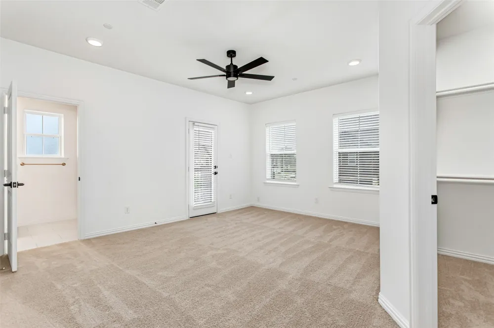 2404 Acorn Court Sachse, TX 75048