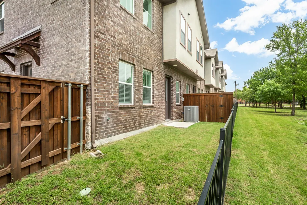 2404 Acorn Court Sachse, TX 75048