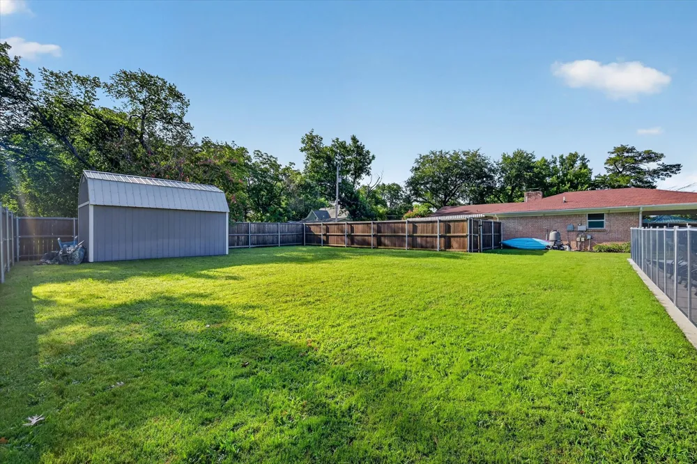 701 E Main Street Tioga, TX 76271