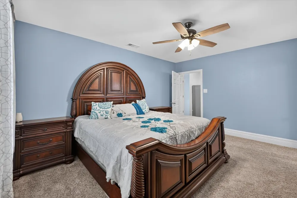 701 E Main Street Tioga, TX 76271