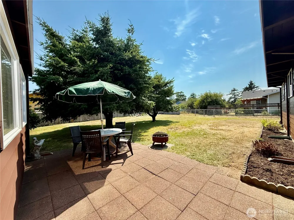 201 W Seattle Avenue Westport, WA 98595