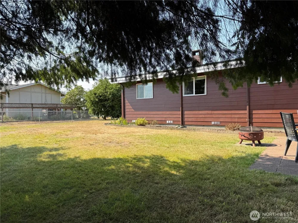 201 W Seattle Avenue Westport, WA 98595