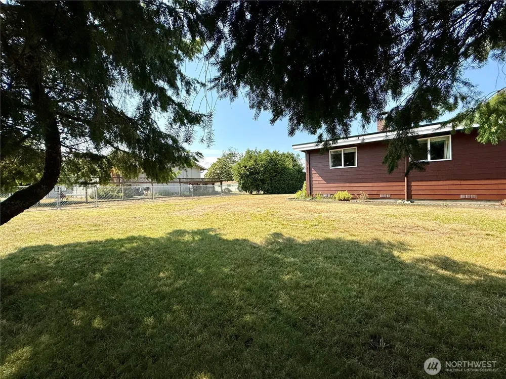 201 W Seattle Avenue Westport, WA 98595