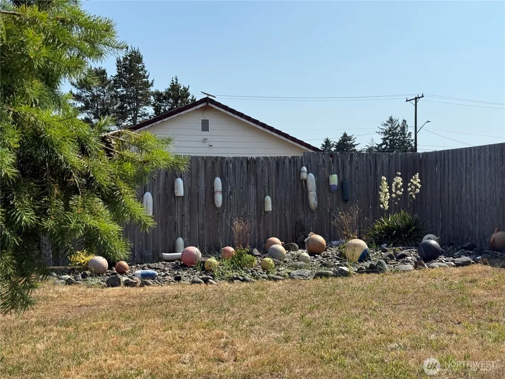 201 W Seattle Avenue Westport, WA 98595