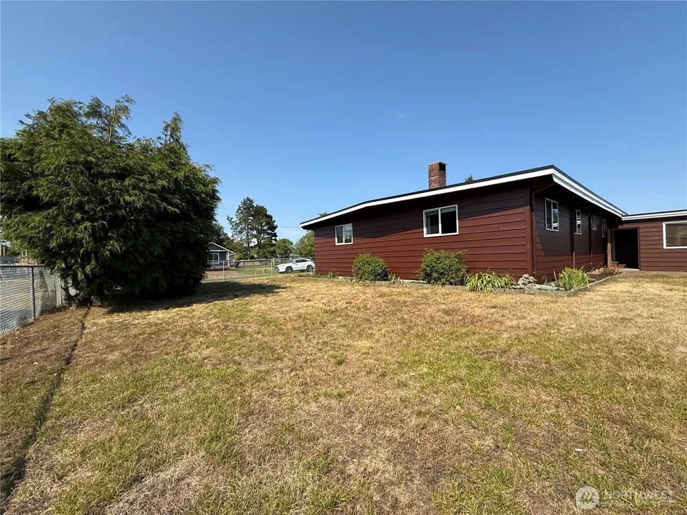 201 W Seattle Avenue Westport, WA 98595