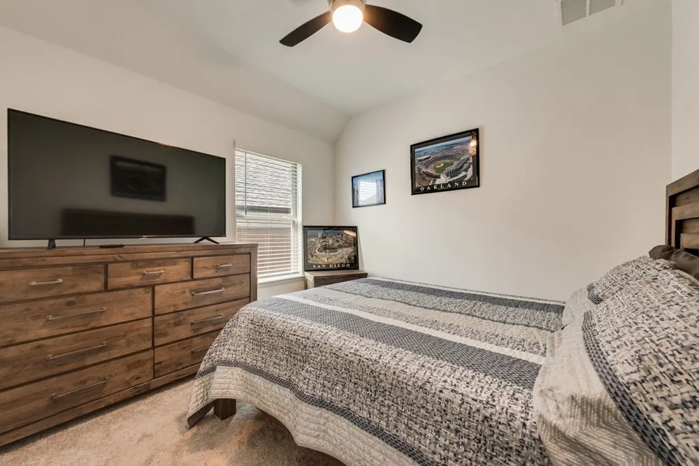 119 Palo Duro Bend Rhome, TX 76078