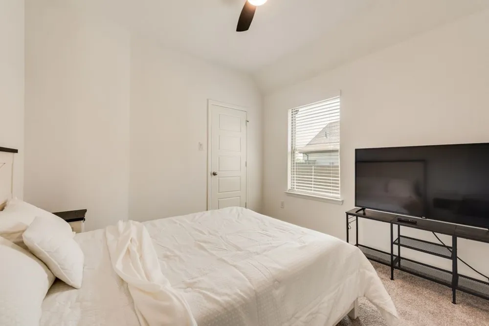 119 Palo Duro Bend Rhome, TX 76078